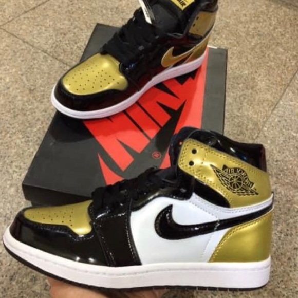 Shoes - Picture 12 of 14